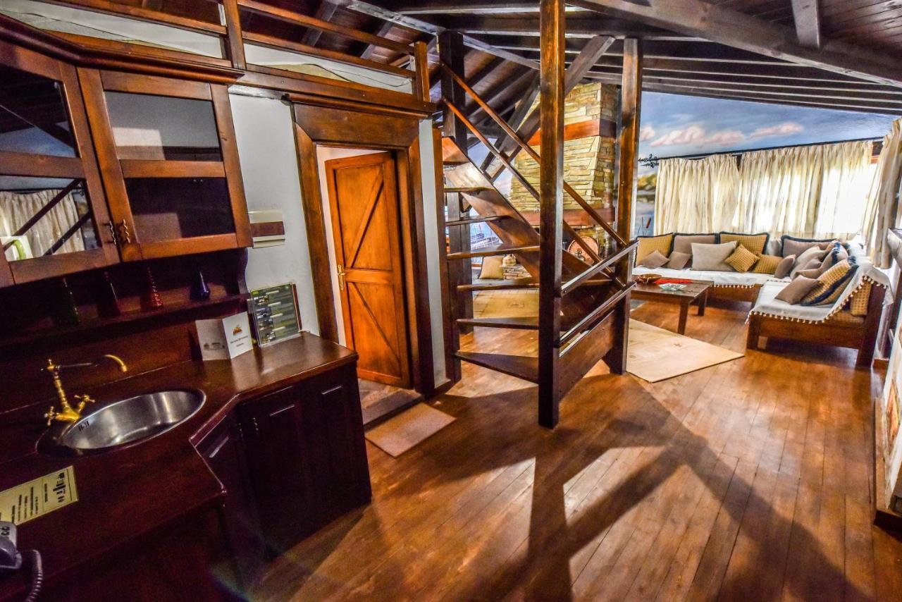 Oikoperiigitis Hotel Kerkíni Zewnętrze zdjęcie