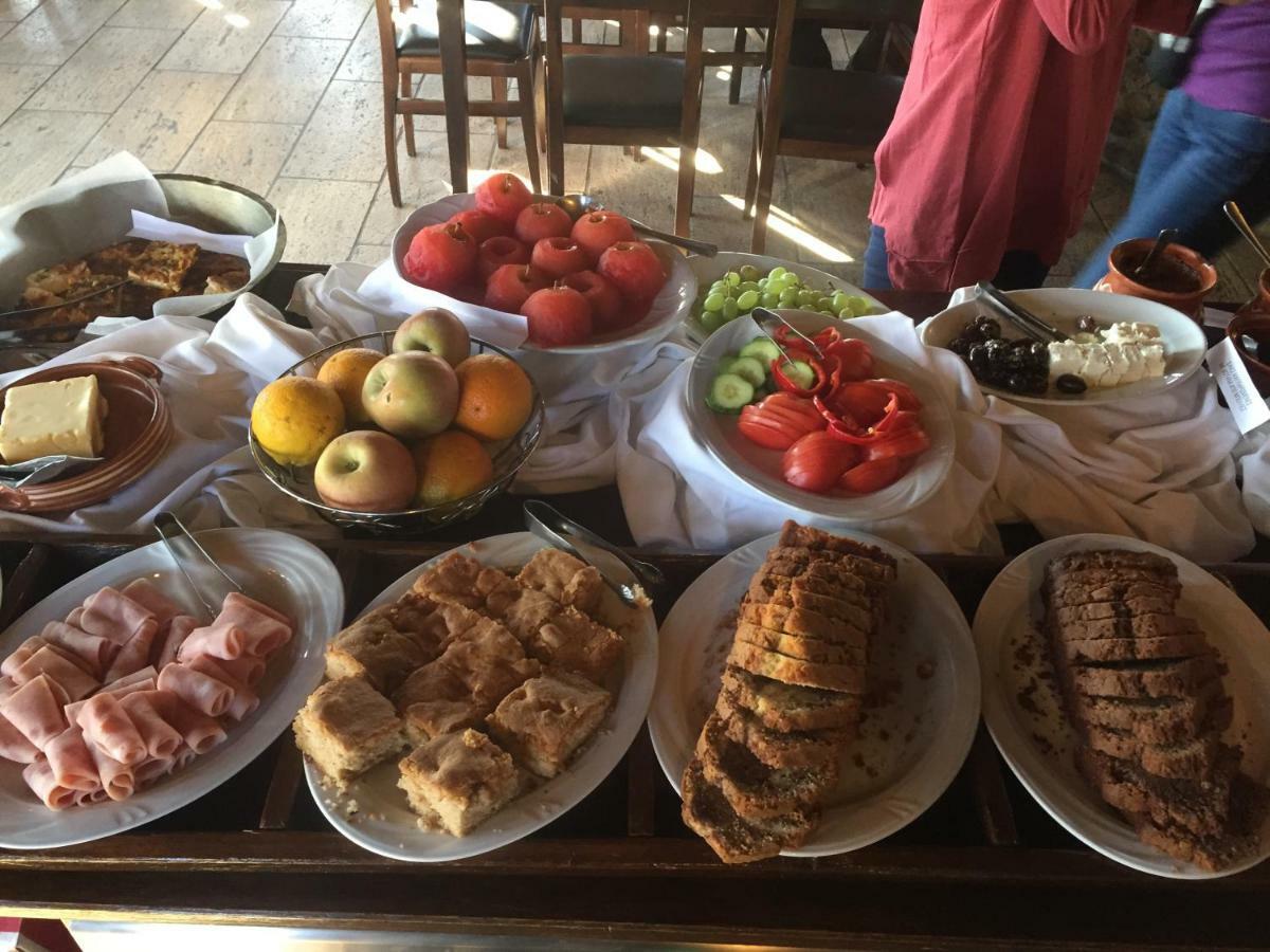 Oikoperiigitis Hotel Kerkíni Zewnętrze zdjęcie