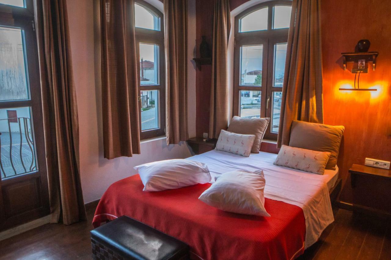 Oikoperiigitis Hotel Kerkíni Zewnętrze zdjęcie