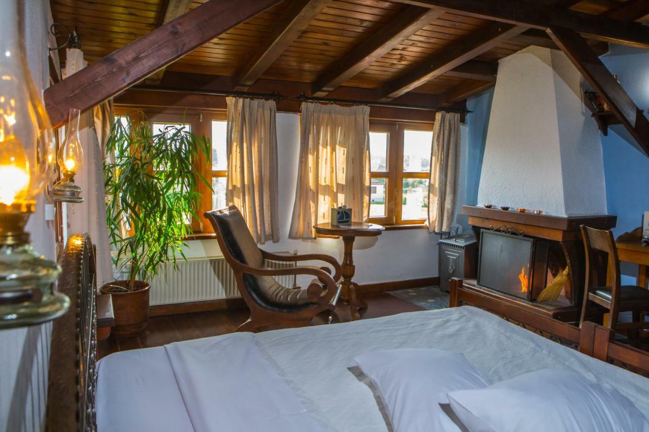 Oikoperiigitis Hotel Kerkíni Zewnętrze zdjęcie