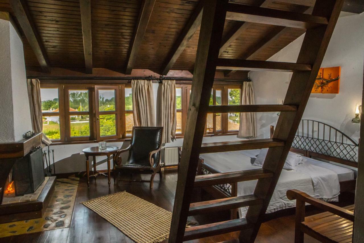 Oikoperiigitis Hotel Kerkíni Zewnętrze zdjęcie