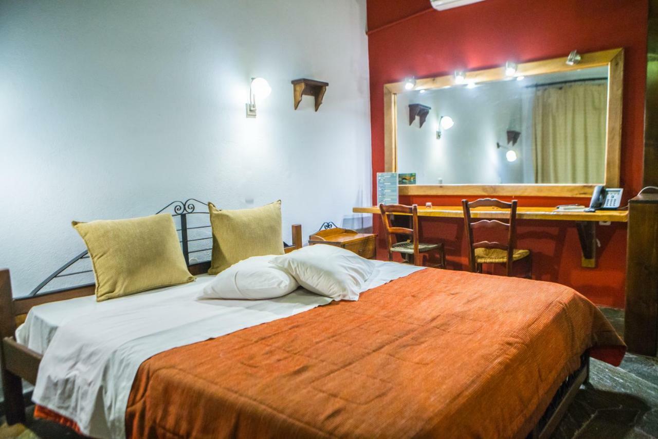 Oikoperiigitis Hotel Kerkíni Zewnętrze zdjęcie