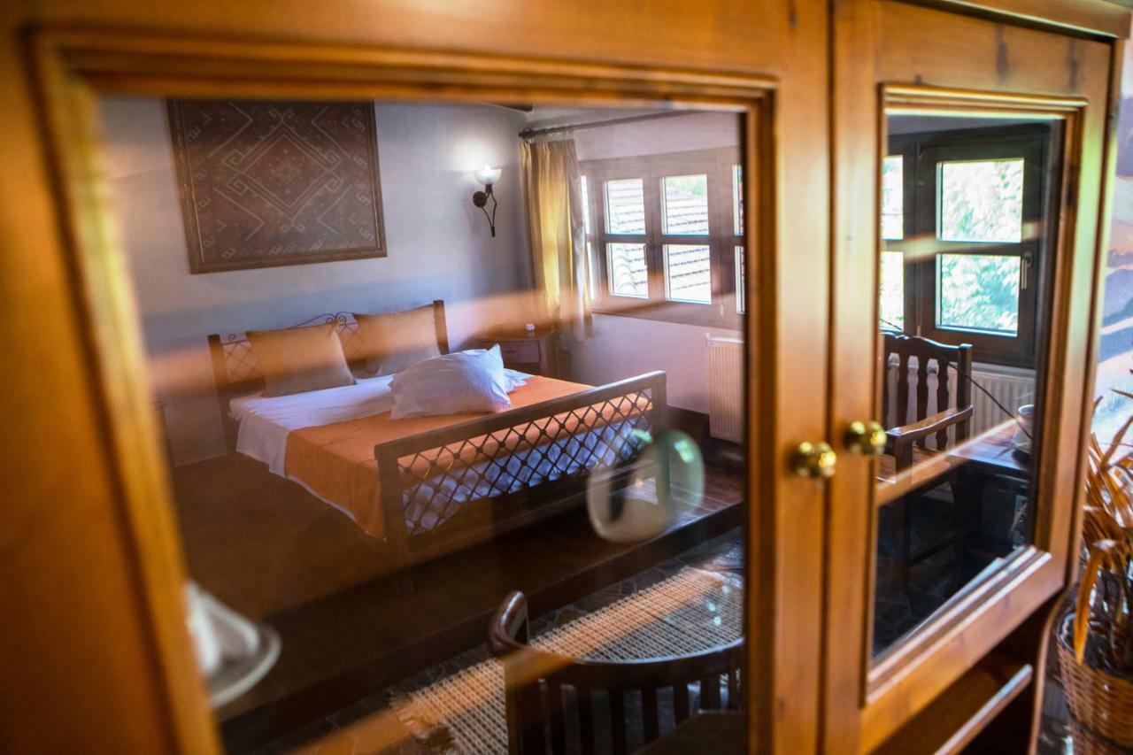 Oikoperiigitis Hotel Kerkíni Zewnętrze zdjęcie